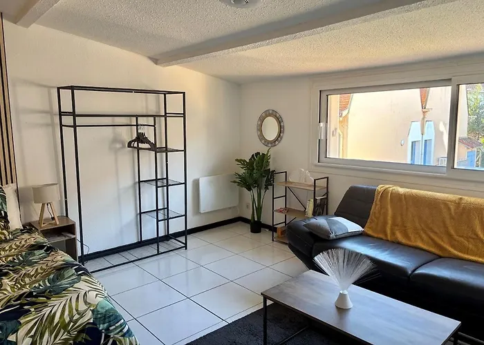 - Calme Proche Gare & Centre