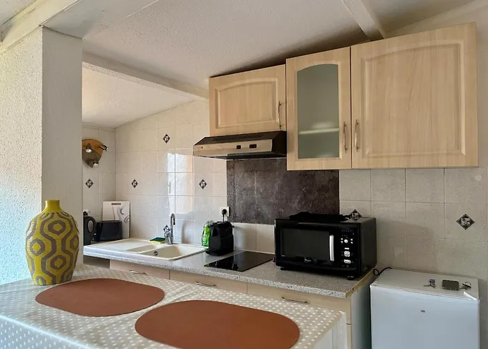 - Calme Proche Gare & Centre Pau